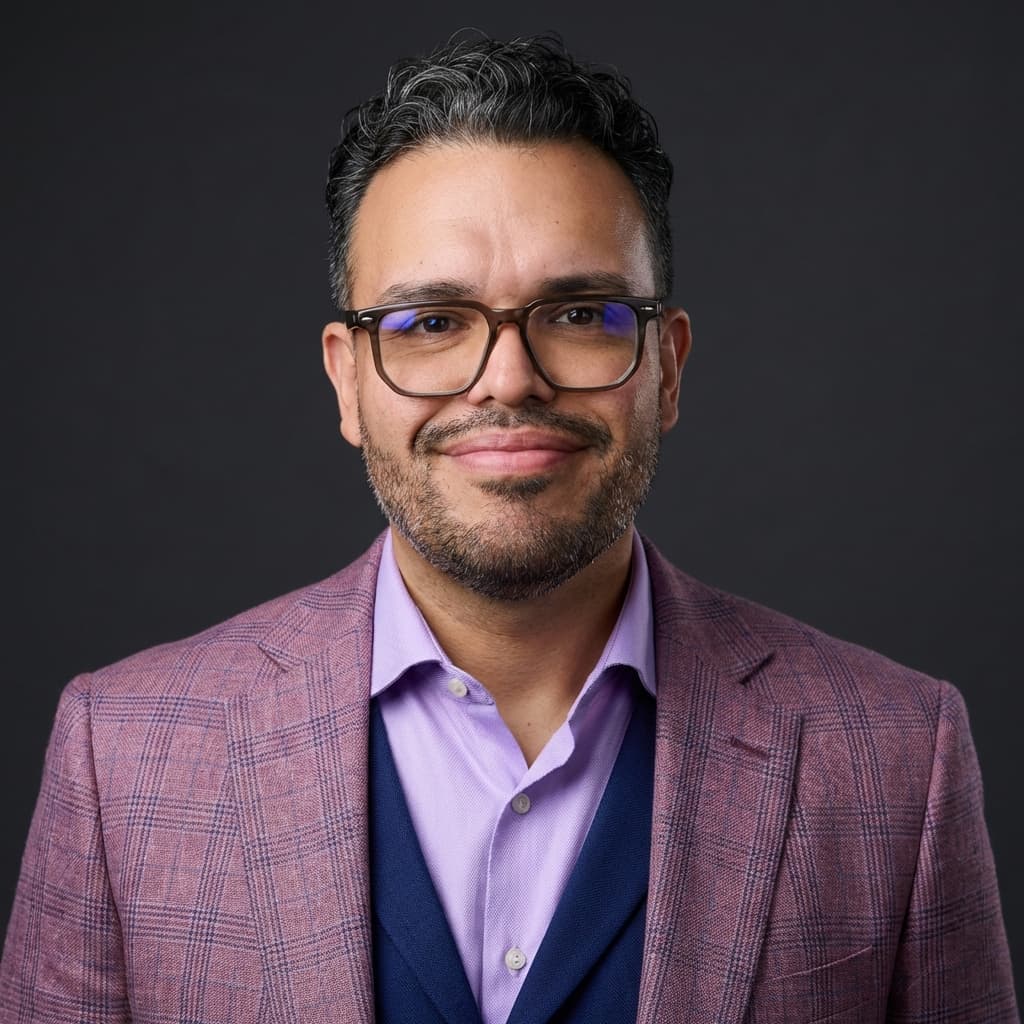 Eric Salinas, licensed insurance agent at El-Mag Insurance